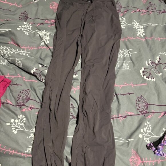 Lululemon Studio Pants size 6 - Picture 1 of 3